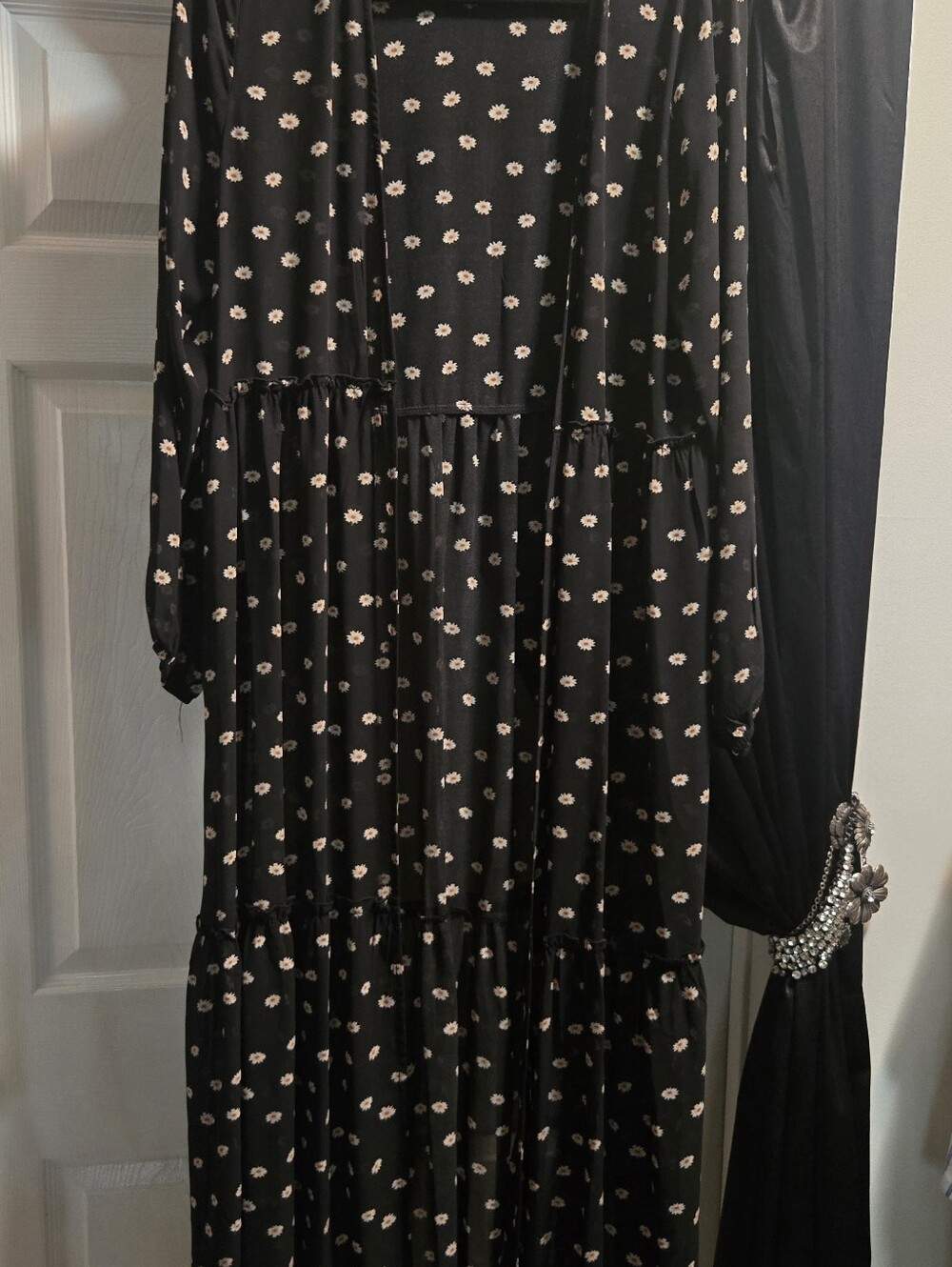 Black Floral Tiered Maxi Casual Duster Sz M/L